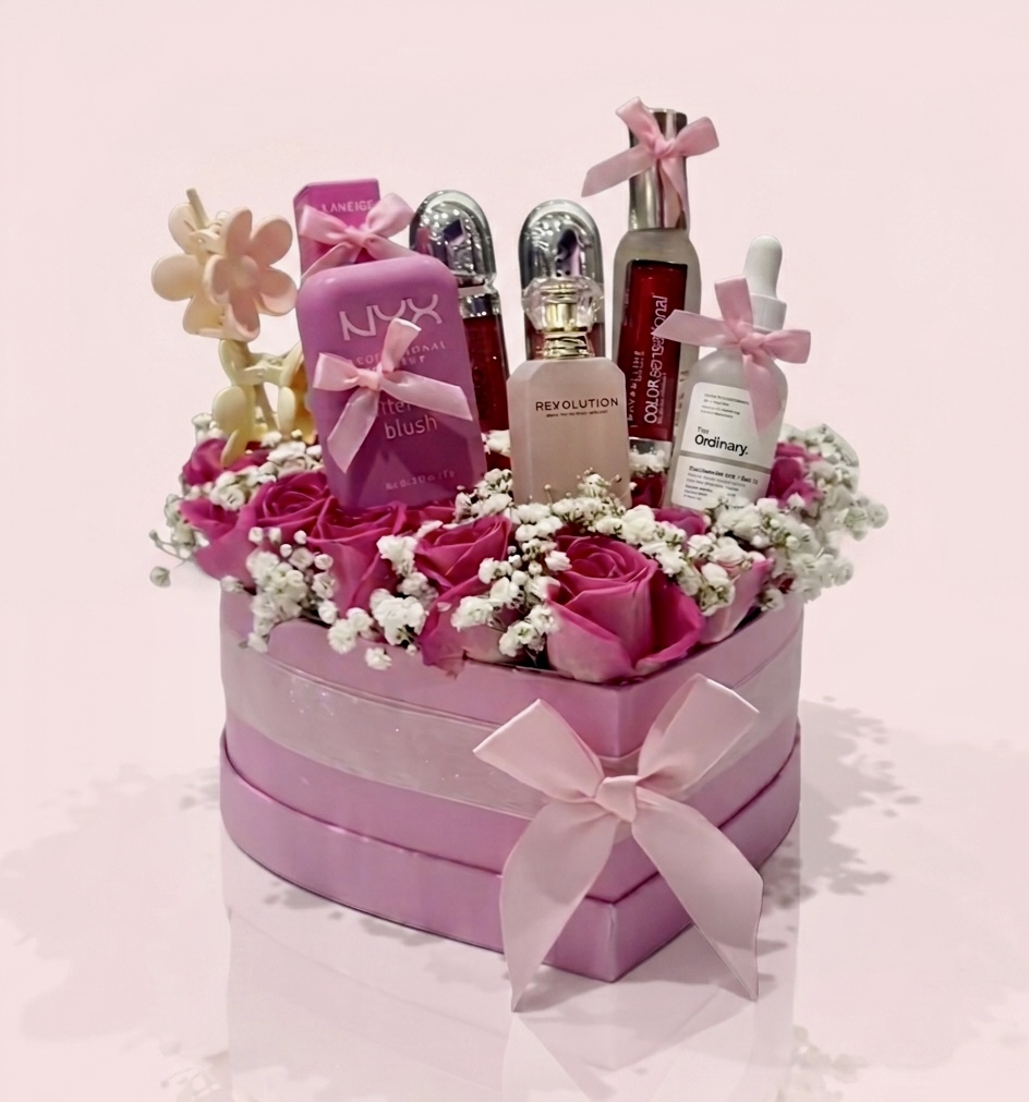 Perfect Gift for Her – Floral Beauty Box